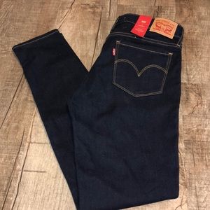 Levi skinny jeans 29x30